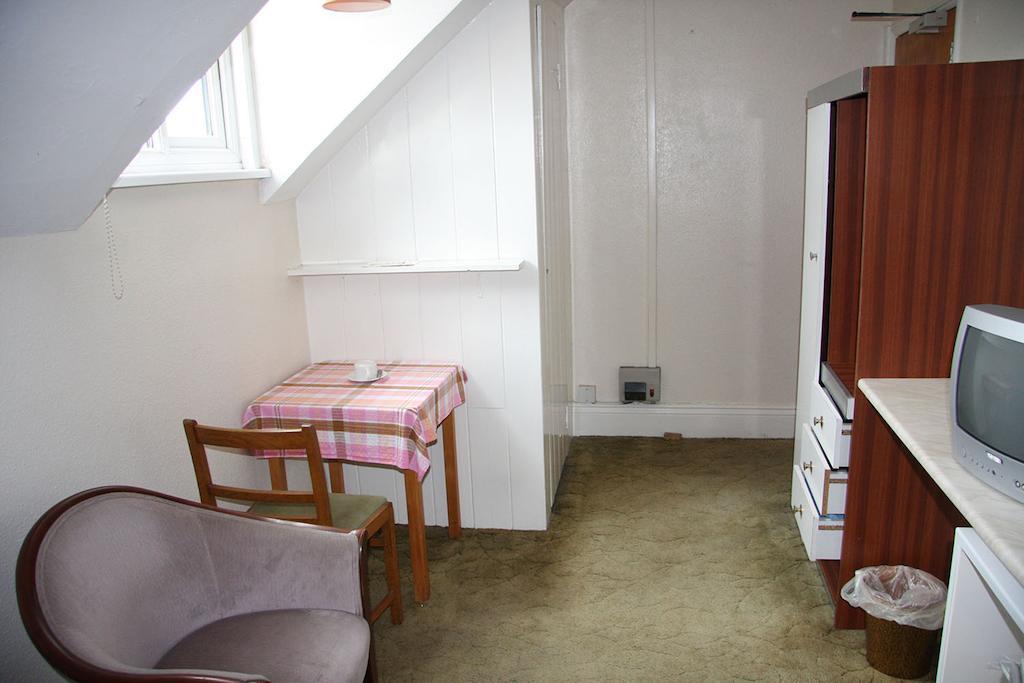 Dove Court Mini Lodge Almondsbury Extérieur photo