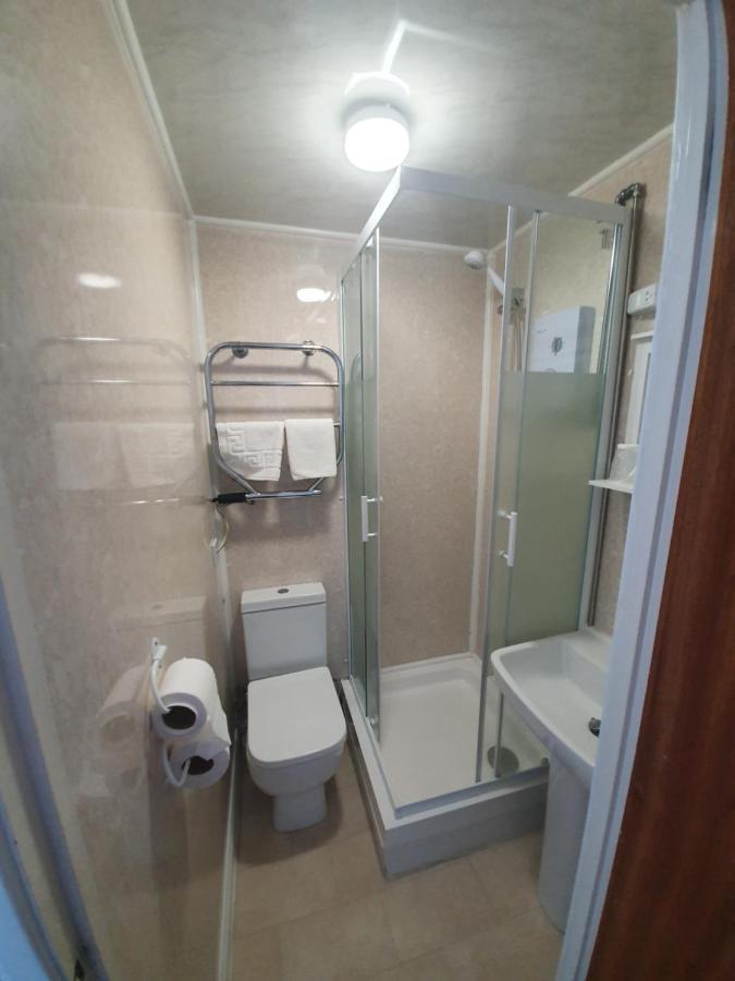 Dove Court Mini Lodge Almondsbury Extérieur photo