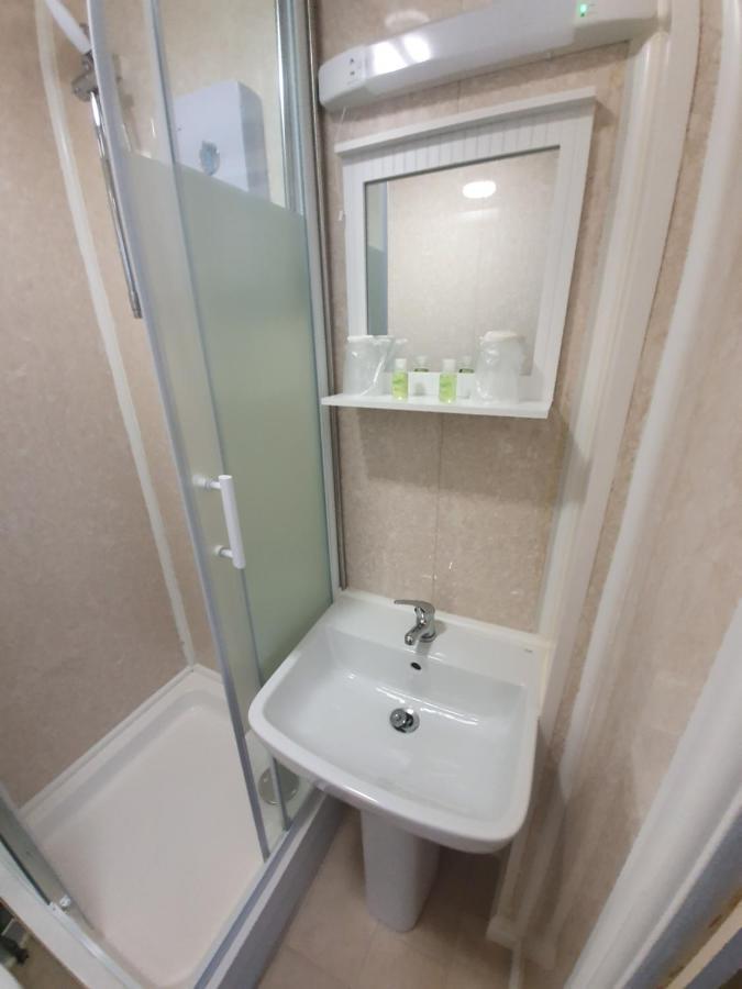 Dove Court Mini Lodge Almondsbury Extérieur photo